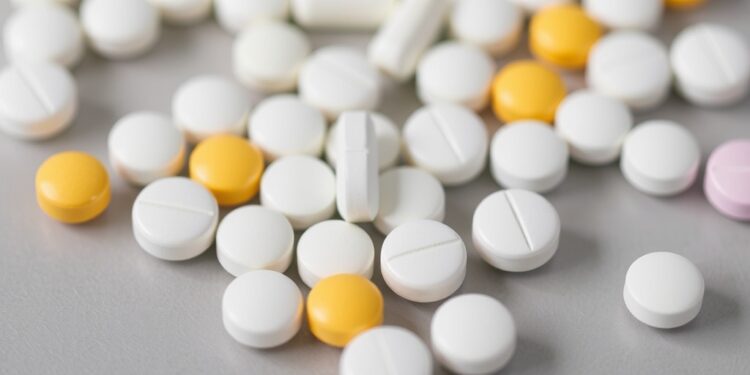 antidepressants-alleviate-anxiety-symptoms,-yet-their-long-term-effects-remain-uncertain