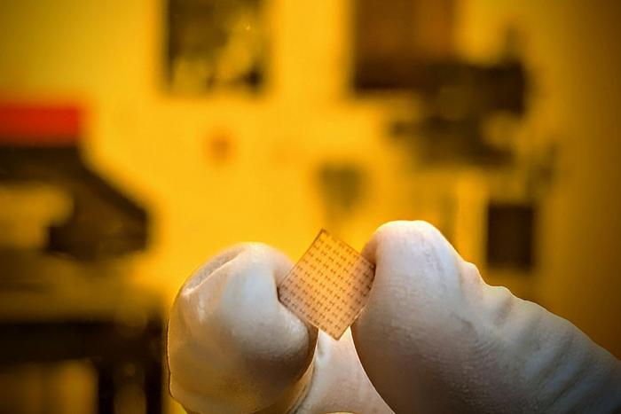 revolutionizing-nanoelectronics:-a-breakthrough-in-ultrathin-conductors