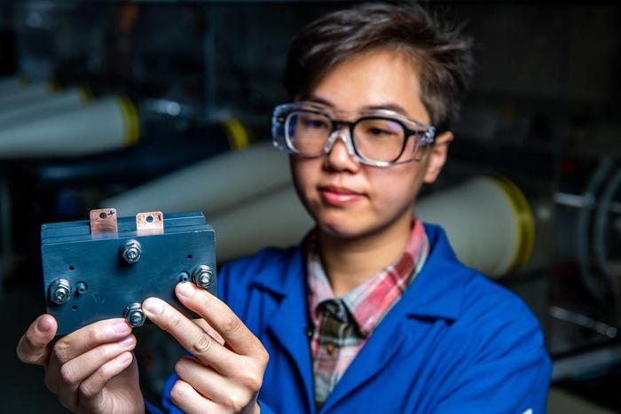 advancements-in-mini-flow-battery-technology-accelerate-energy-storage-research
