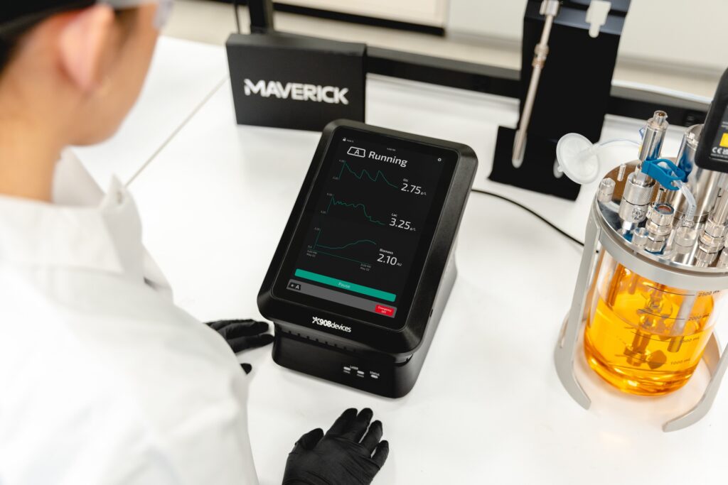 repligen-purchases-bioprocessing-analytics-portfolio-from-908-devices