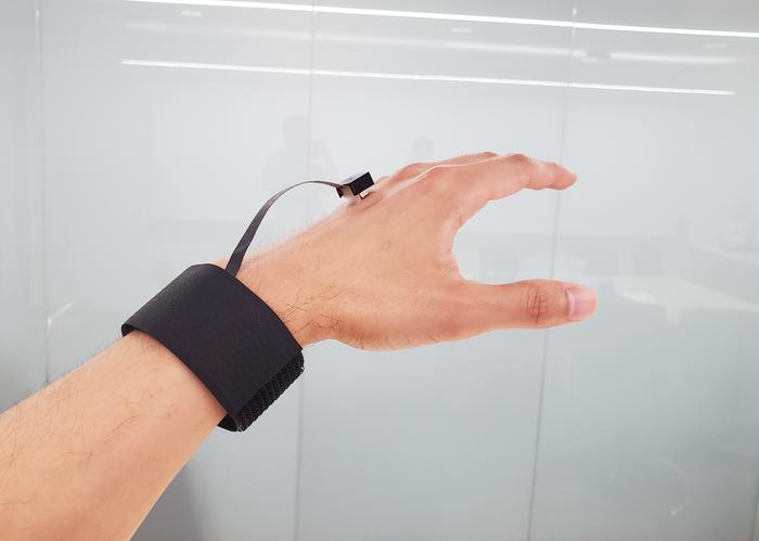 revolutionizing-sensation:-innovative-wearable-device-replicates-the-nuances-of-human-touch
