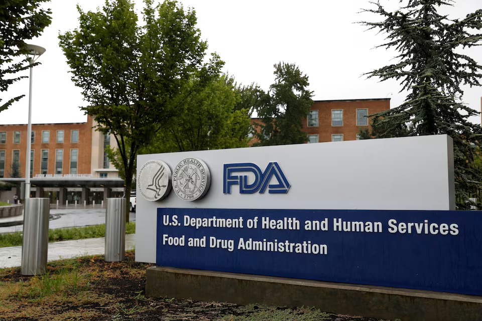 fda,-nih,-cdc-stagger-as-hhs-axe-falls,-eliminating-10,000-jobs