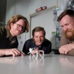 this-soft-robot-“thinks”-using-its-legs