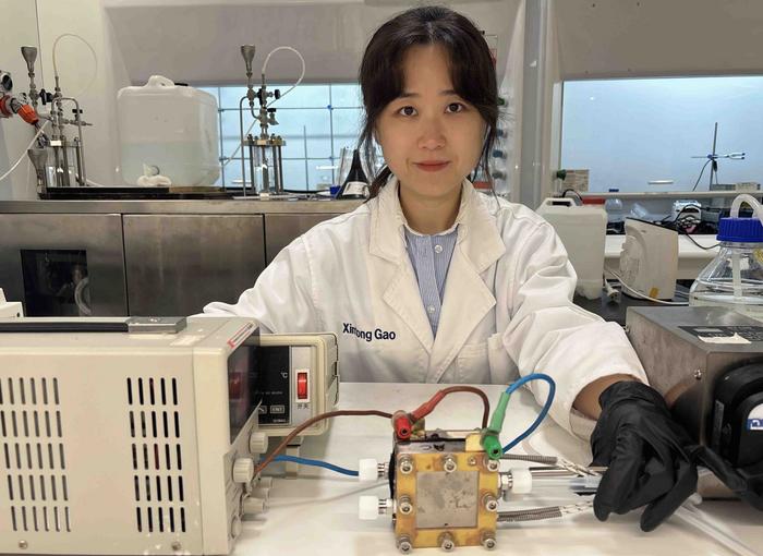 turning-urine,-not-water,-into-green-hydrogen:-a-more-efficient-approach