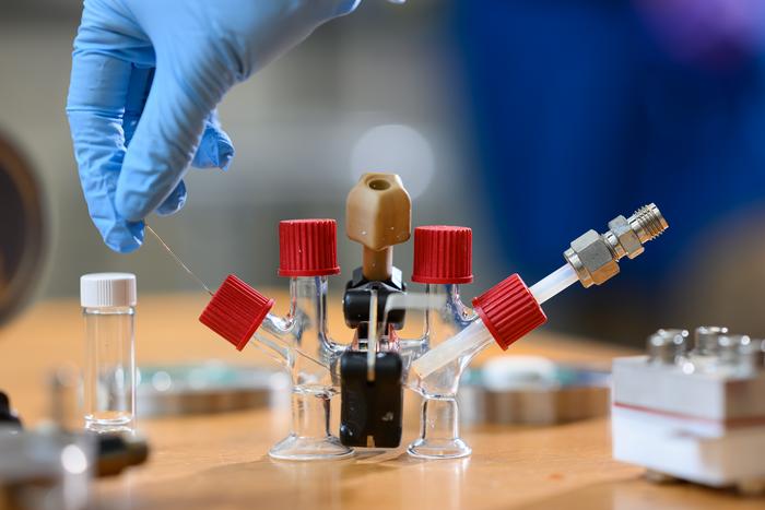 breakthrough-fuel-cell-technology-poised-to-revolutionize-electric-aviation