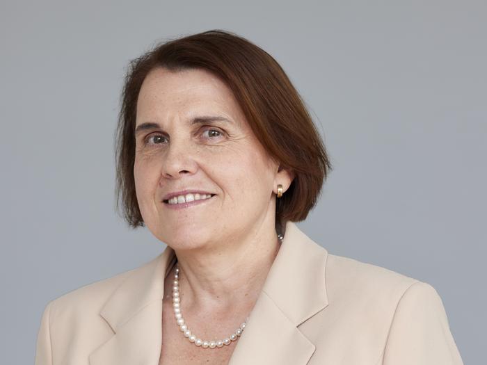 claudia-felser-honored-with-l’oreal-unesco-for-women-in-science-international-award