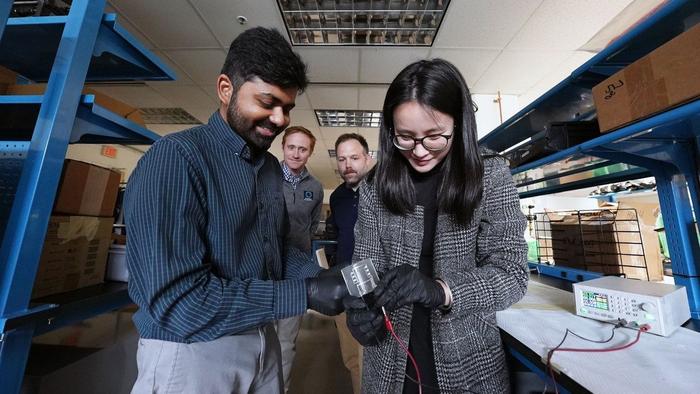 virginia-tech-researchers-unveil-sustainable,-self-healing-electronics