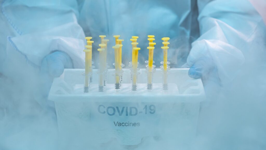 imunon-puts-covid-19-vaccine-on-ice-and-seeks-partner-amid-cash-crunch