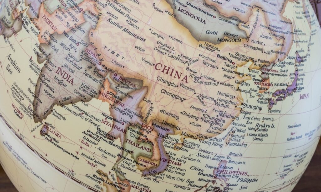 china’s-remegen-sells-asia-rights-to-vegf/fgf-eye-drug-in-$180m-deal