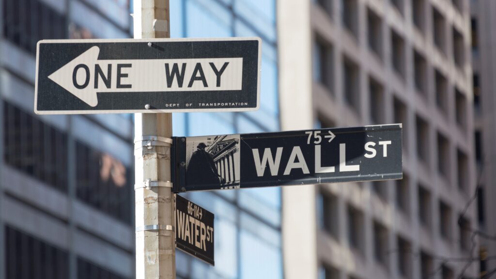 lb-pharmaceuticals-upsizes-ipo-to-$285m-in-first-biotech-listing-in-months