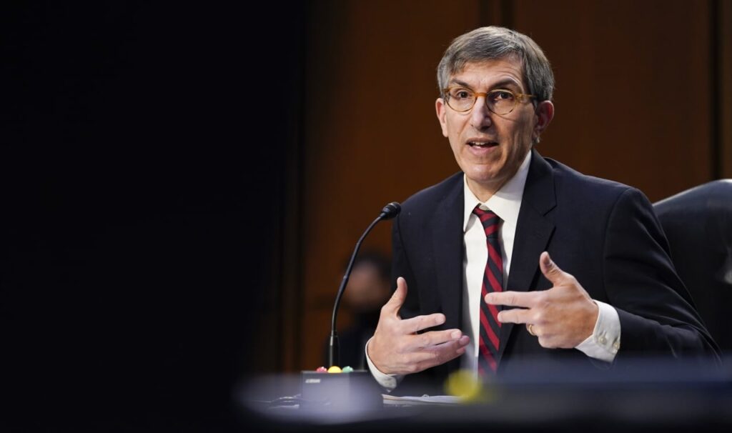 after-high-profile-fda-exit,-peter-marks-lands-at-eli-lilly