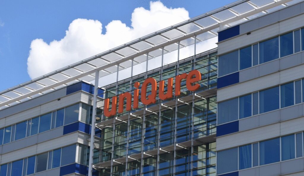 uniqure-staggers-as-fda-questions-data-for-huntington’s-gene-therapy-candidate