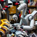 robots-master-grasping-in-cluttered-environments