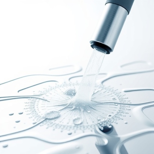 fuel-spray-interaction:-role-of-surface-composition-and-topology