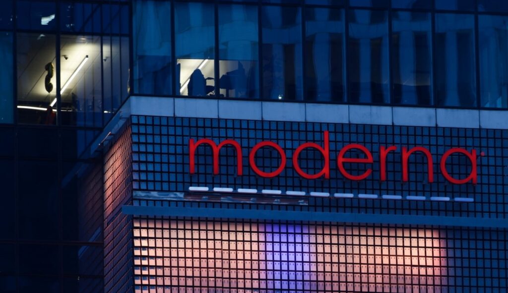 fda-accepts-filing-for-moderna-flu-vaccine-after-swift-rethink