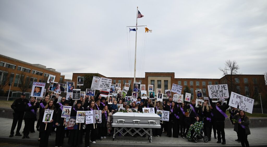 rare-disease-advocates-stage-‘funeral’-at-fda,-demand-4-actions-of-agency-and-congress