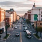 urban-systems-and-traffic:-unequal-two-way-links