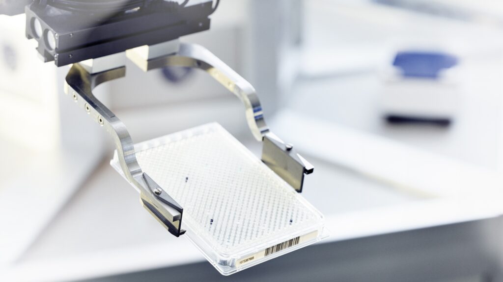 from-drug-development-to-m&a,-big-pharmas-showcase-ai’s-‘measurable-impact’