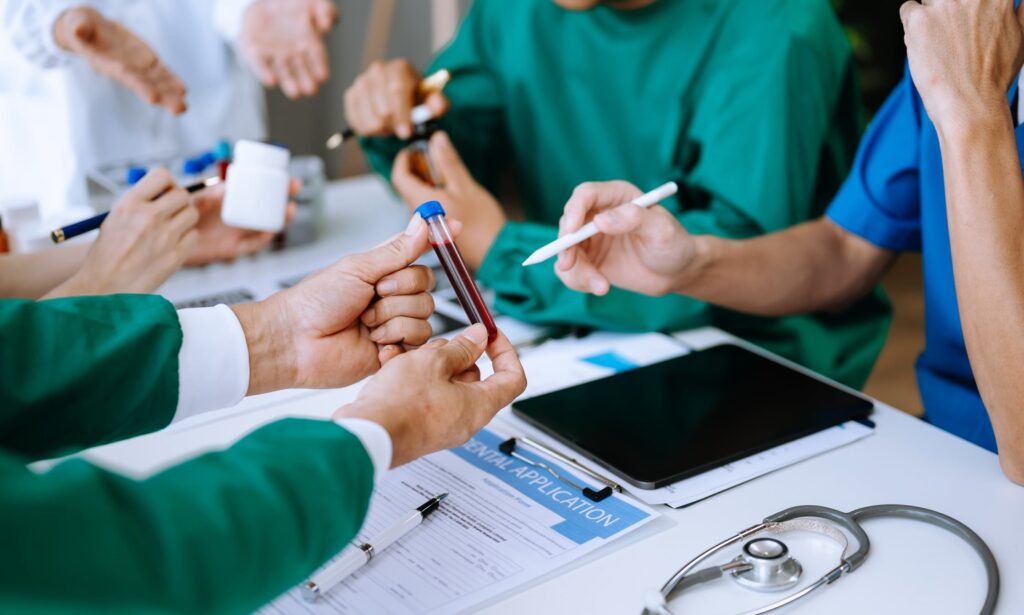 how-data-driven-diagnostic-lab-services-drive-precise-clinical-trial-enrollment