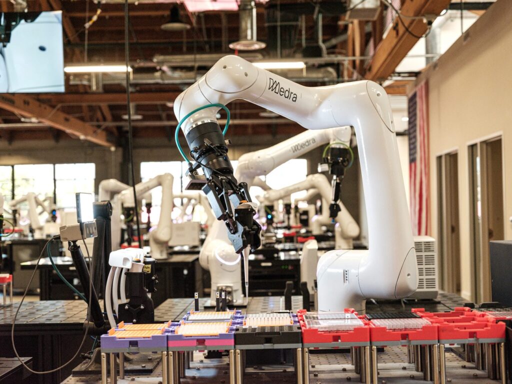 medra-launches-reasoning-layer-for-drug-discovery-robotics