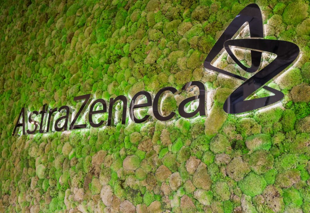 astrazeneca-licenses-global-rights-to-dizal-lung-cancer-drug-for-up-to-$1.5b